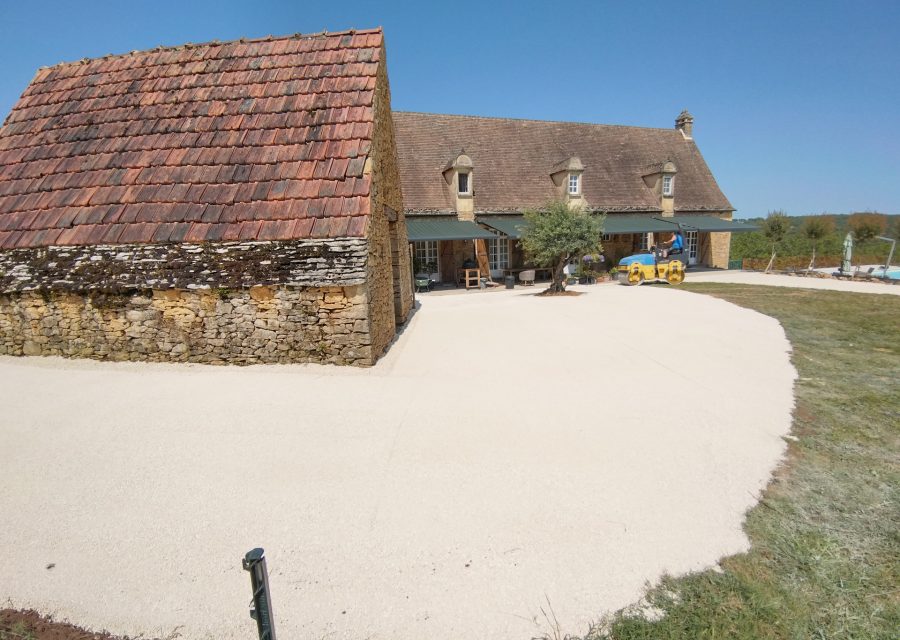 amenagement-exterieur-abords-piscine-cour-dordogne-2024-02-psg