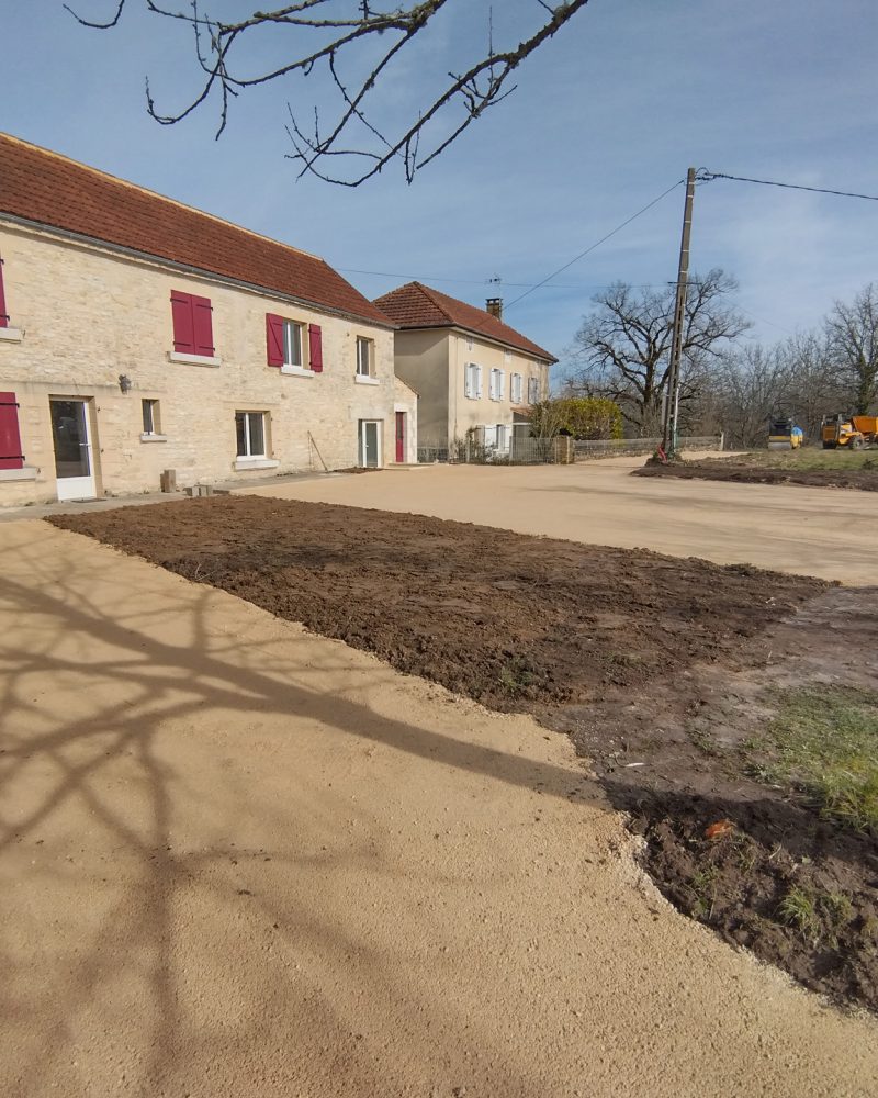 amenagement-exterieur-cour-voie-acces-empierrees-dordogne-2025-01-psg