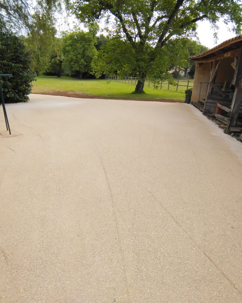 amenagement-exterieur-creation-parking-chemin-dordogne-2023-01-psg
