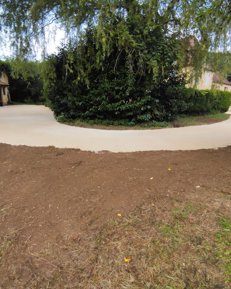 amenagement-exterieur-creation-parking-chemin-dordogne-2023-02-psg