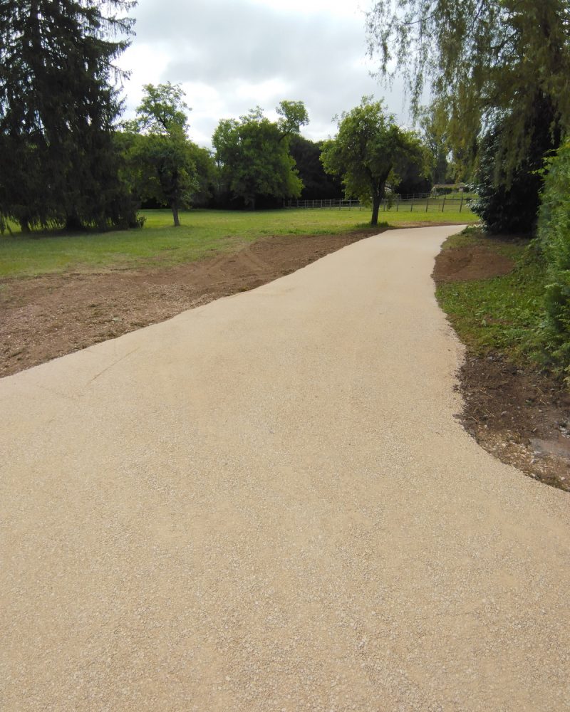 amenagement-exterieur-creation-parking-chemin-dordogne-2023-05