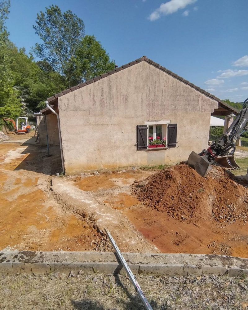 amenagement-exterieur-dalle-beton-caniveaux-0-10-dordogne-2017-02-psg