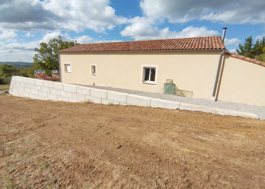 amenagement-exterieur-mur-bloc-beton-lego-dordogne-2023-01-psg