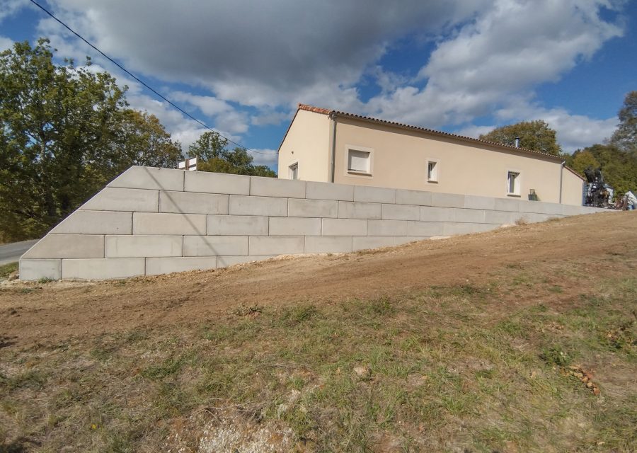 amenagement-exterieur-mur-bloc-beton-lego-dordogne-2023-02-psg
