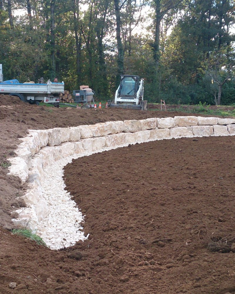 amenagement-exterieur-muret-soutenement-blocs-tailles-dordogne-2015-03-psg