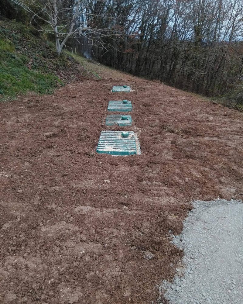 assainissement-batterie-cuves-15m3-veyrines-de-domme-2018-01